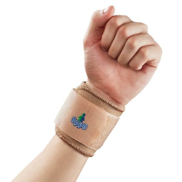 Wrist wrap neoprene with strap